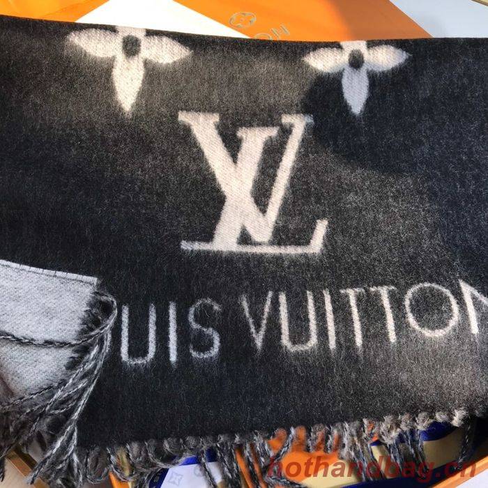 Louis Vuitton Scarf LV00046